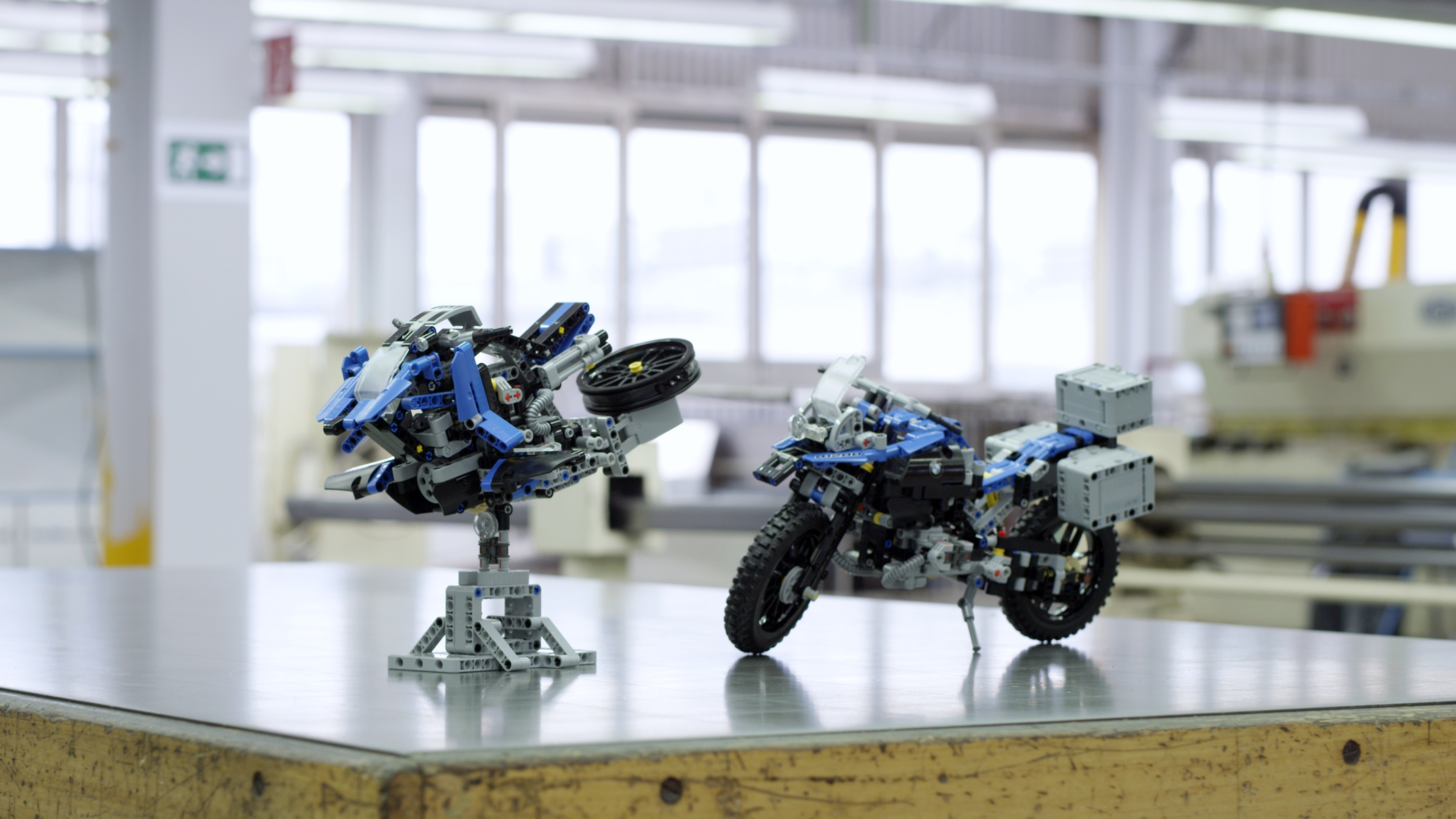 BMW Hover Ride by BMW Motorrad and Lego Technic