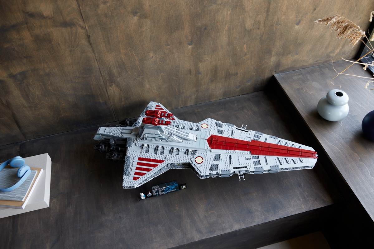 LEGO Star Wars UCS Venator-Class Republic Attack Cruiser (75367) First Look  - The Brick Fan