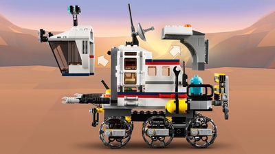 LEGO - Base submarina em construção com explorador mergulhador