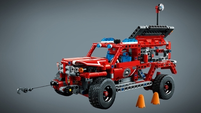 First Responder 42075 LEGO® Technic Sets - LEGO.com kids