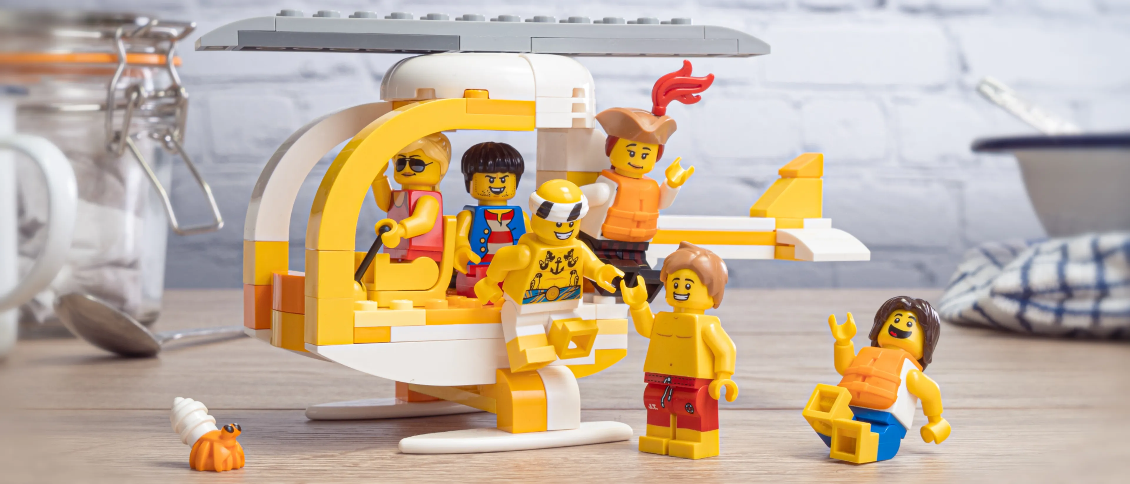 Build your own hero | LEGO.com for families