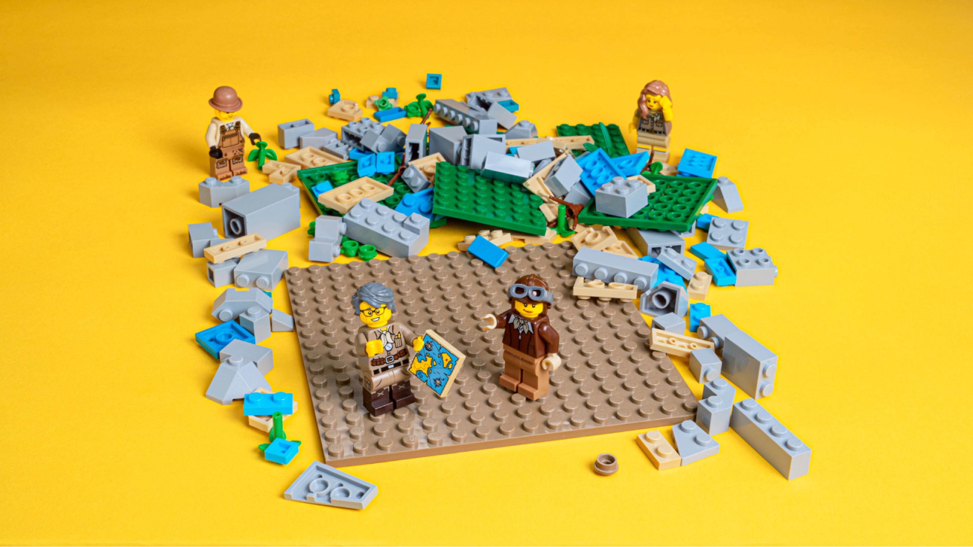 create-your-own-adventure-lego-for-families-gb