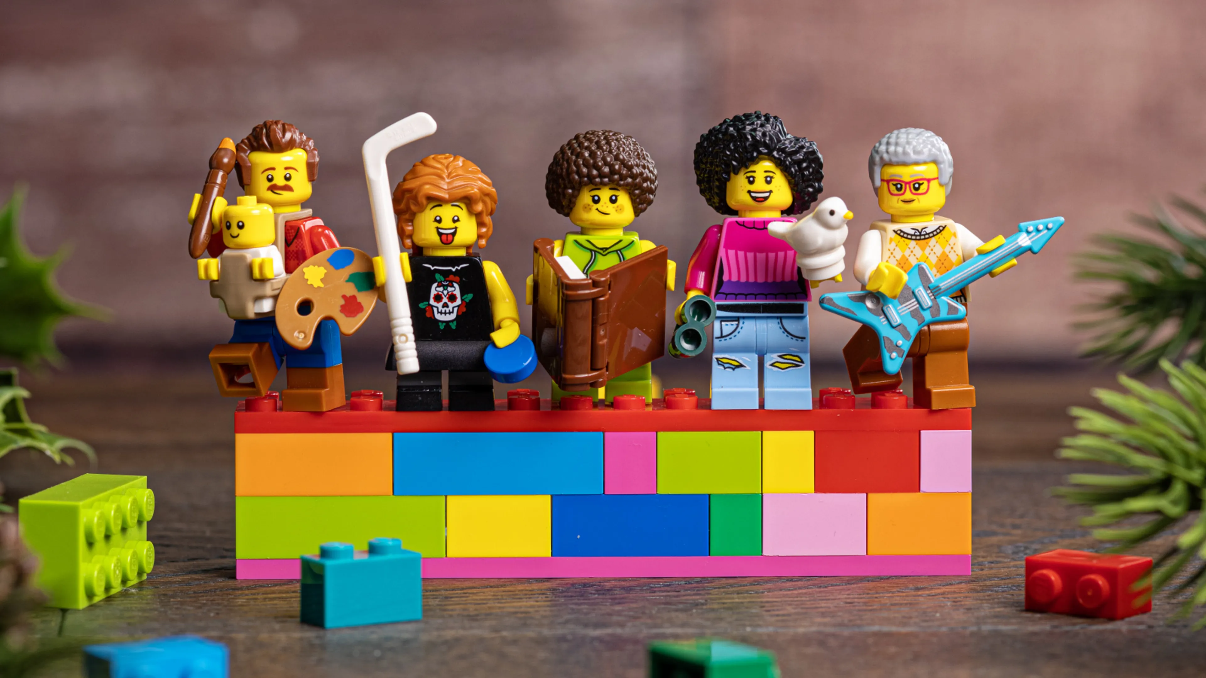 Build your minifigure family | LEGO.com for families