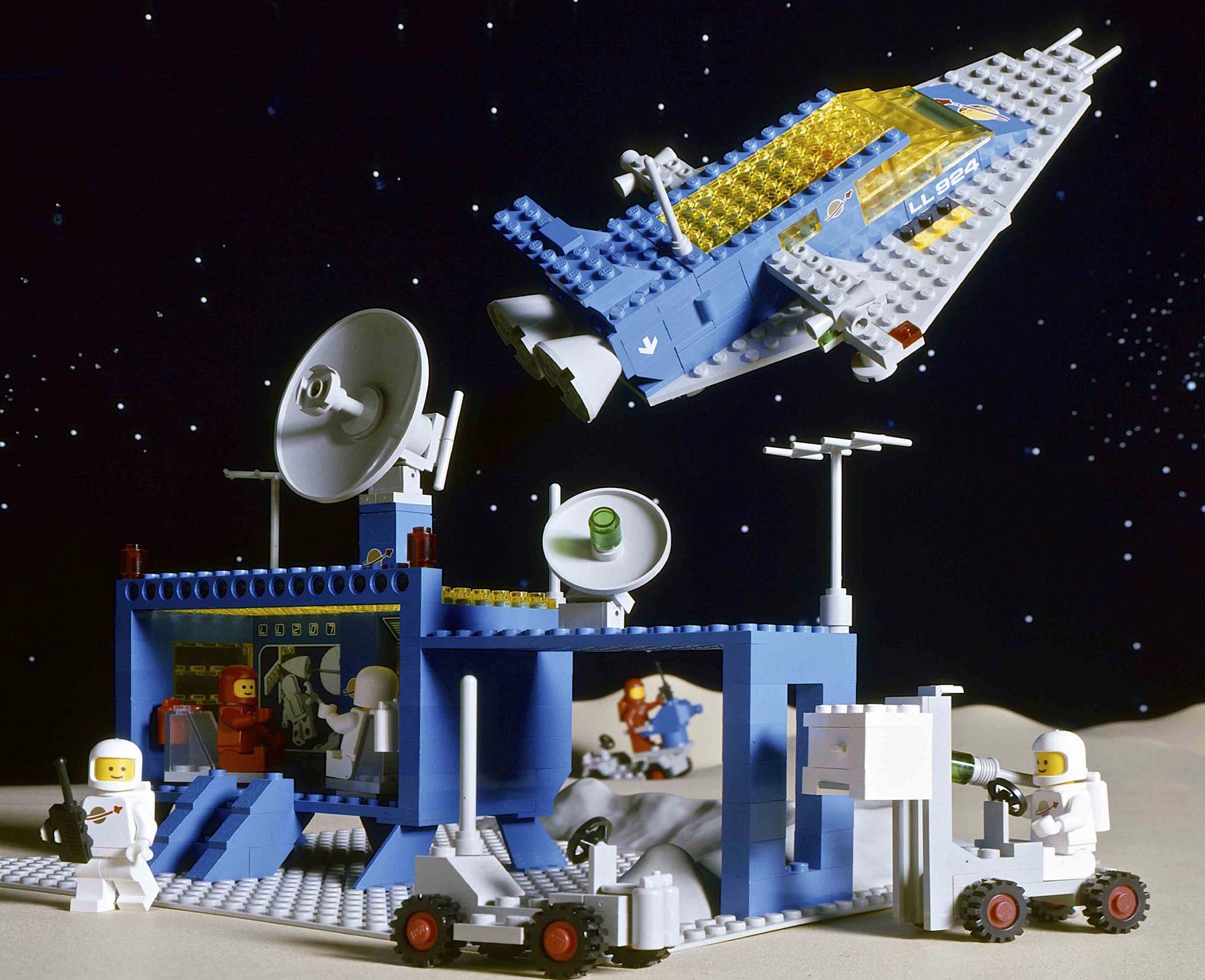 Old lego space station on sale