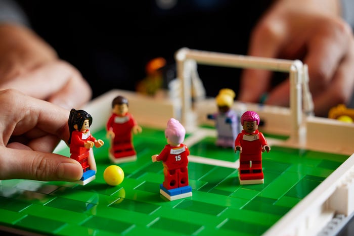 TODO fan del futbol DEBE tener este LEGO / Vale la pena el