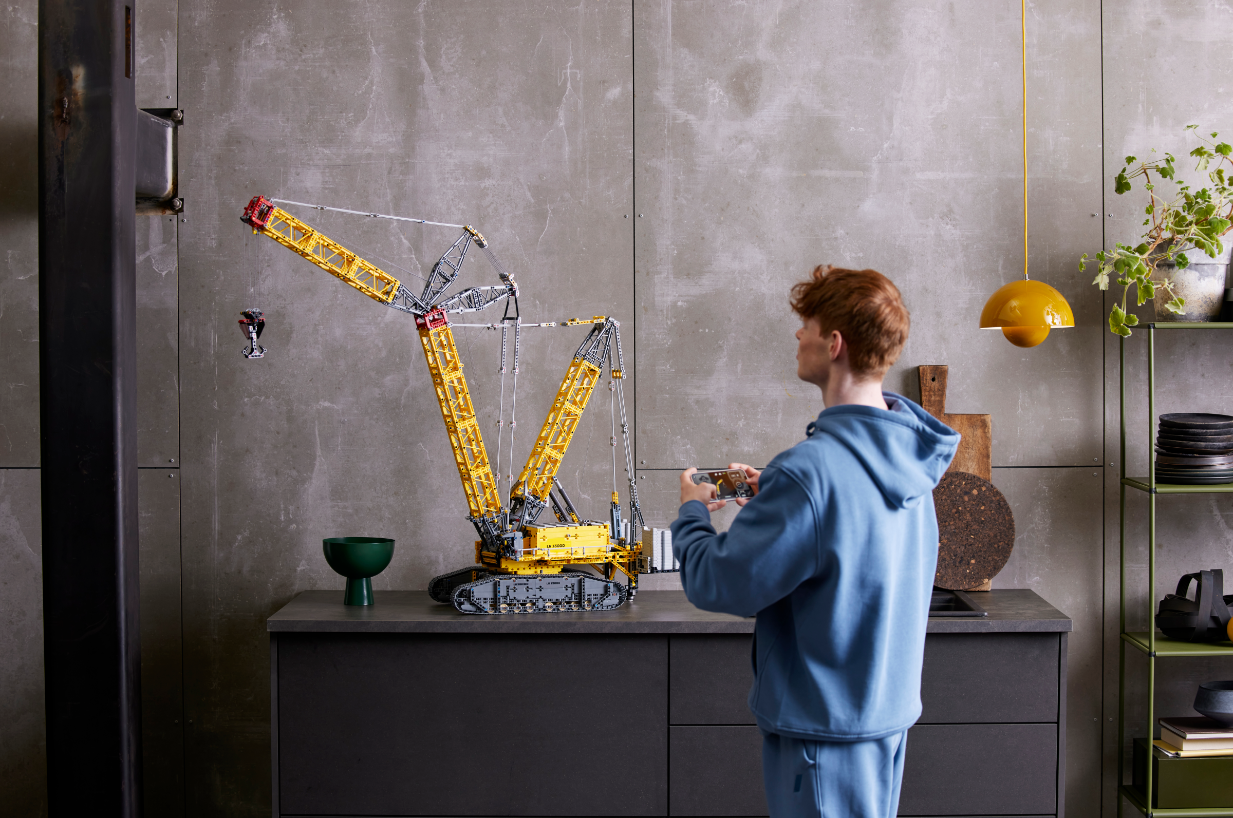 LEGO dévoile le set Technic 42146 La grue sur chenilles Liebherr