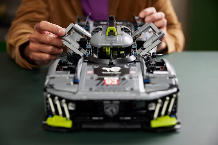 El último coche de LEGO Technic es una leyenda perfecta para montar una  tarde en tu casa a un precio bastante goloso