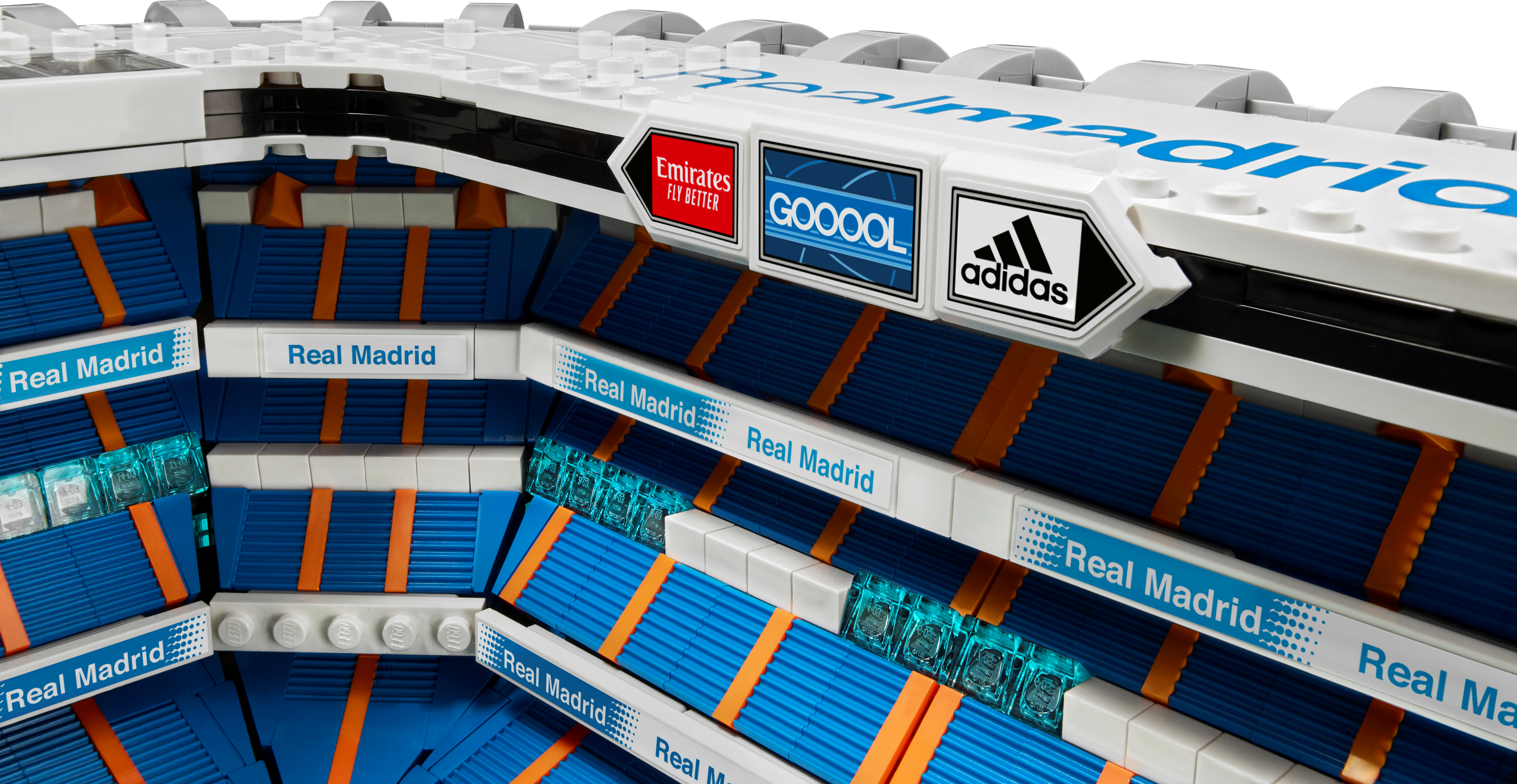 LEGO Icons Real Madrid Santiago Bernabéu Stadium 10299 Building Set -  Soccer Field and Model Building Kit for Adults, Home and Office Collectible  Decor Piece, G…