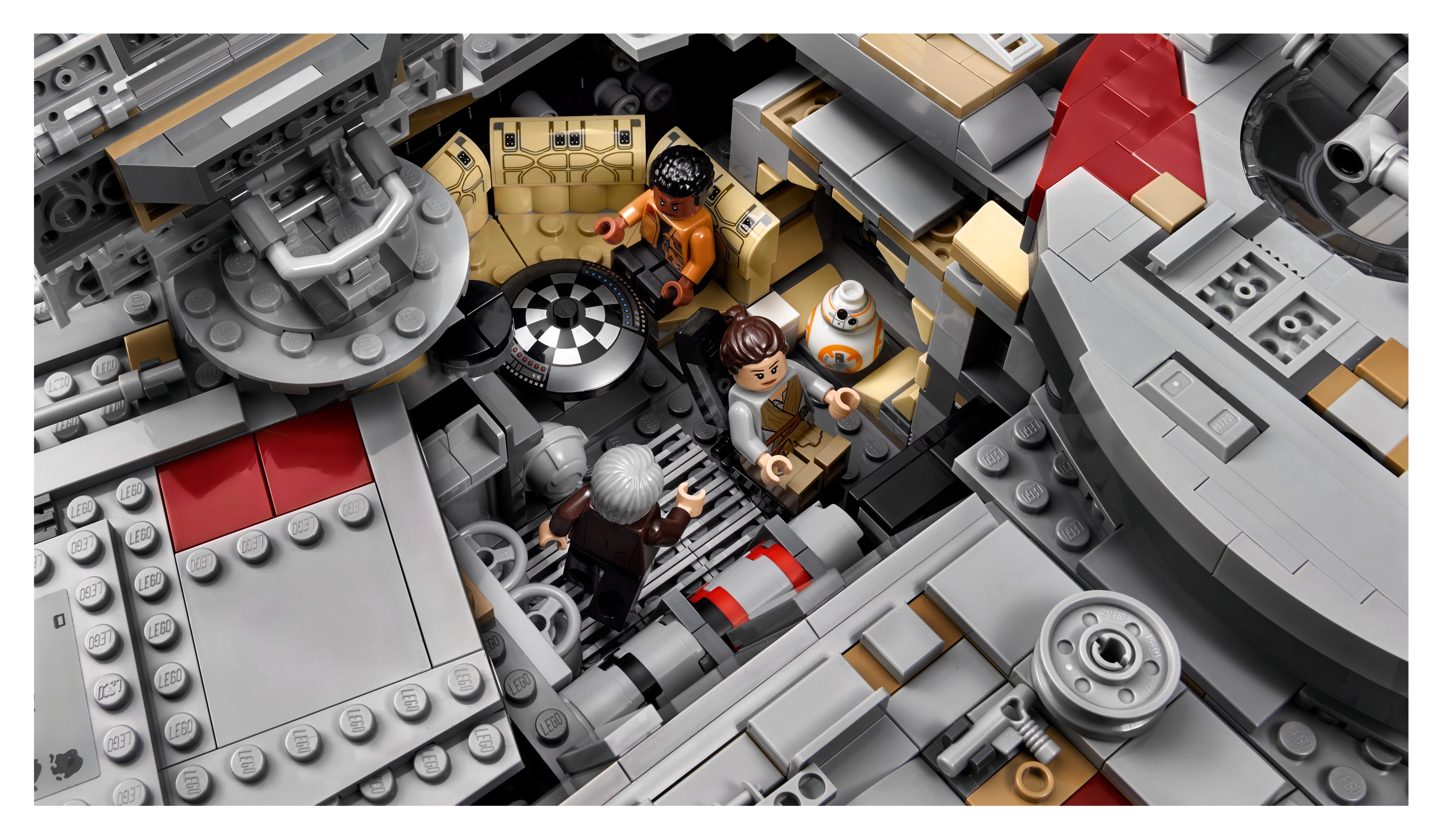 Millennium Falcon™ 75192 | Star Wars™ | Buy online at the Official