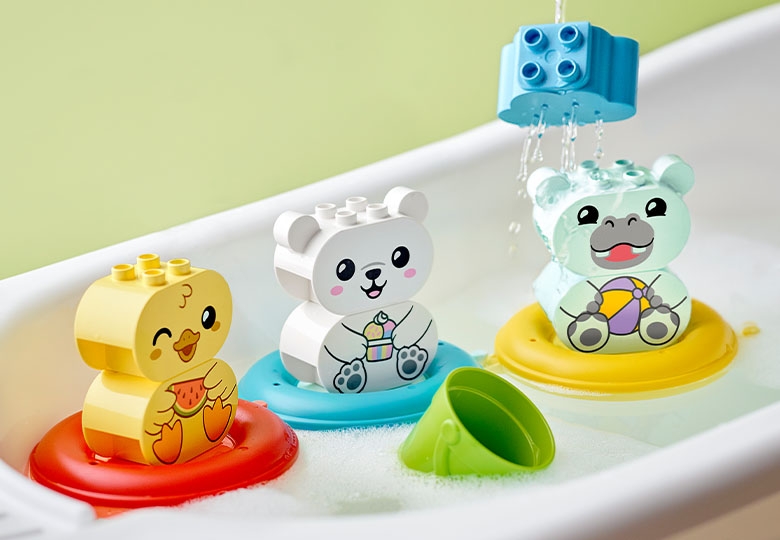 Bath Time Fun Floating Animal Train 10965 DUPLO Buy online at the Official LEGO Shop US