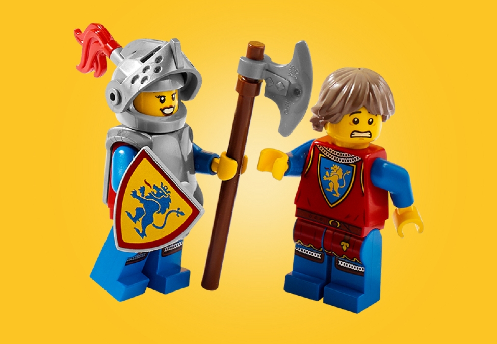 Lion Knights' Castle 10305 | LEGO® Icons | Buy online at the