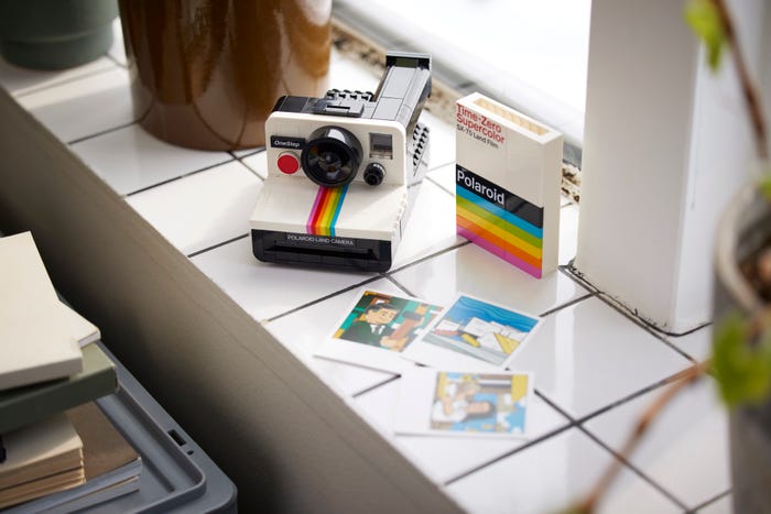 Review: The new LEGO® Polaroid Camera is perfect – except for one thing