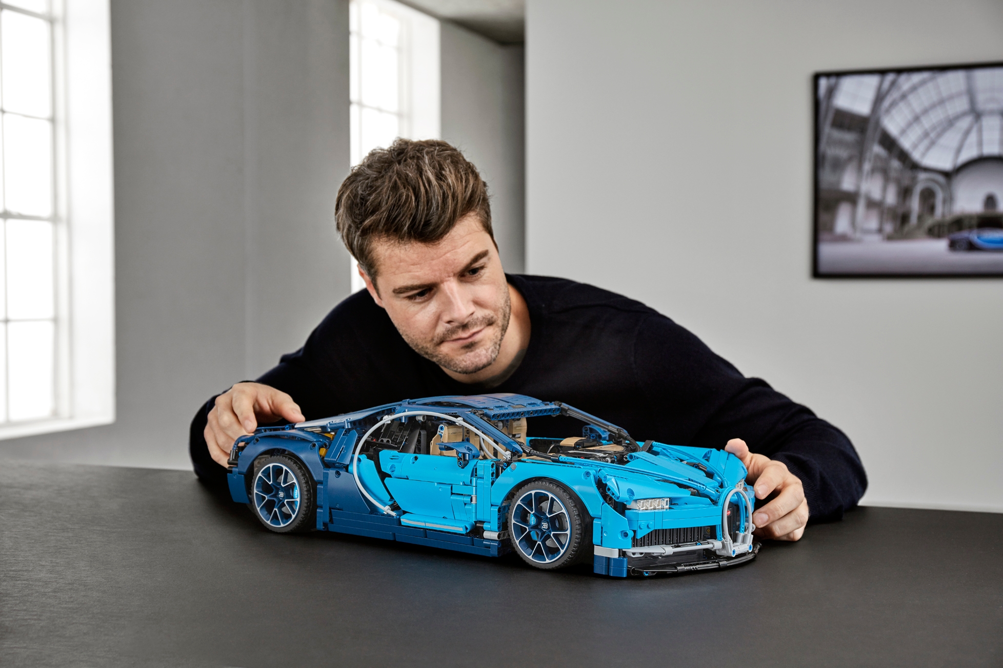 LEGO Bugatti Chiron: how was the 3,599-piece model designed?