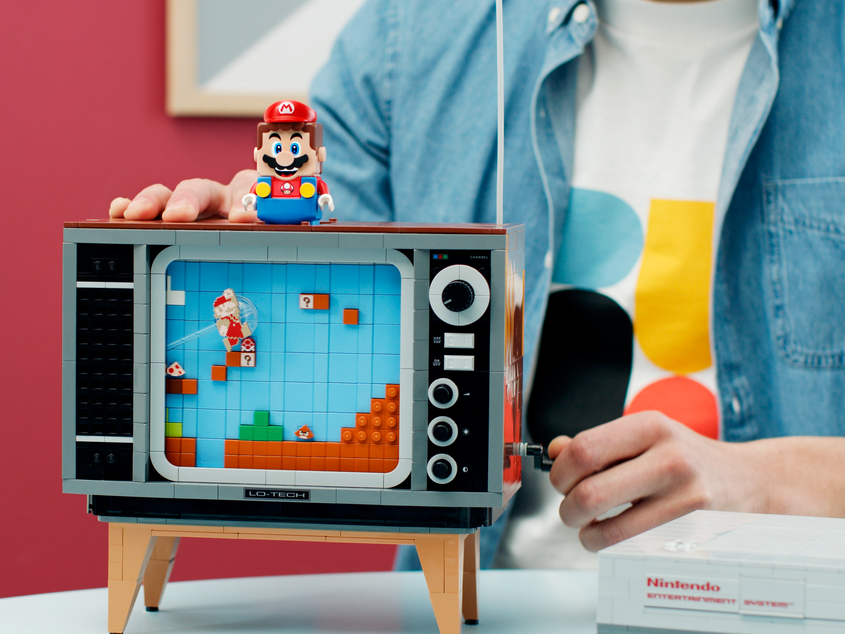 Toy Review: LEGO Super Mario - The First Interactive LCD LEGO