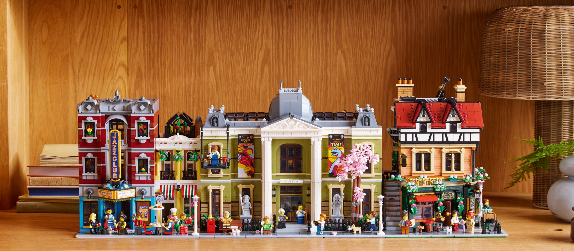 Best LEGO Modular Buildings Through the Years Official LEGO Shop MX