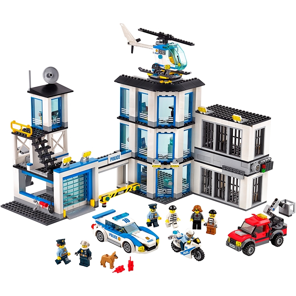 biggest lego police station