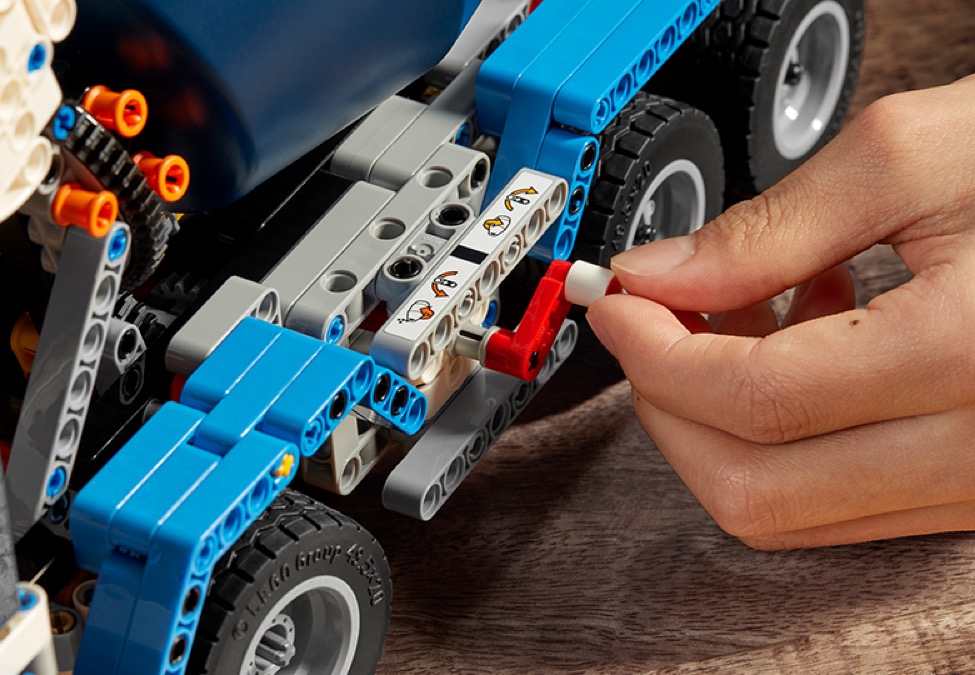 Concrete Mixer Truck 42112 | Technic™ | Buy online at the Official LEGO®  Shop US