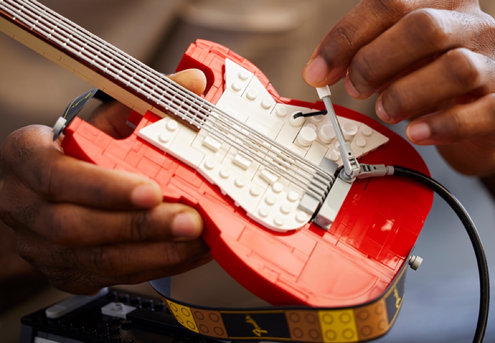 fender lego guitar set