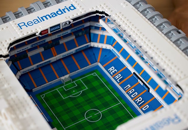 Lego Creator Estadio del Real Madrid Santiago Bernabéu 10299 – NX3 Estudio  de Arquitectura