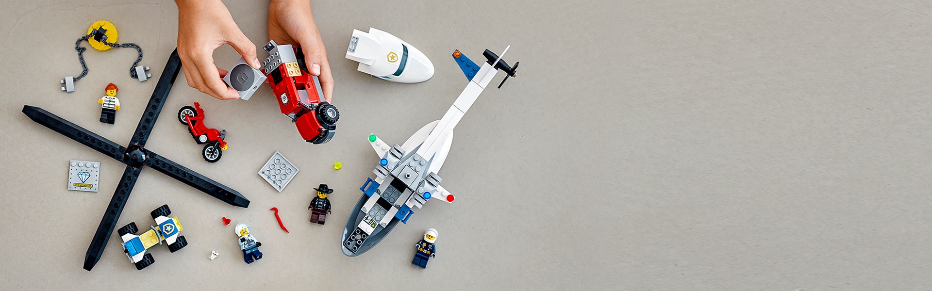 Lego police helicopter sales chase