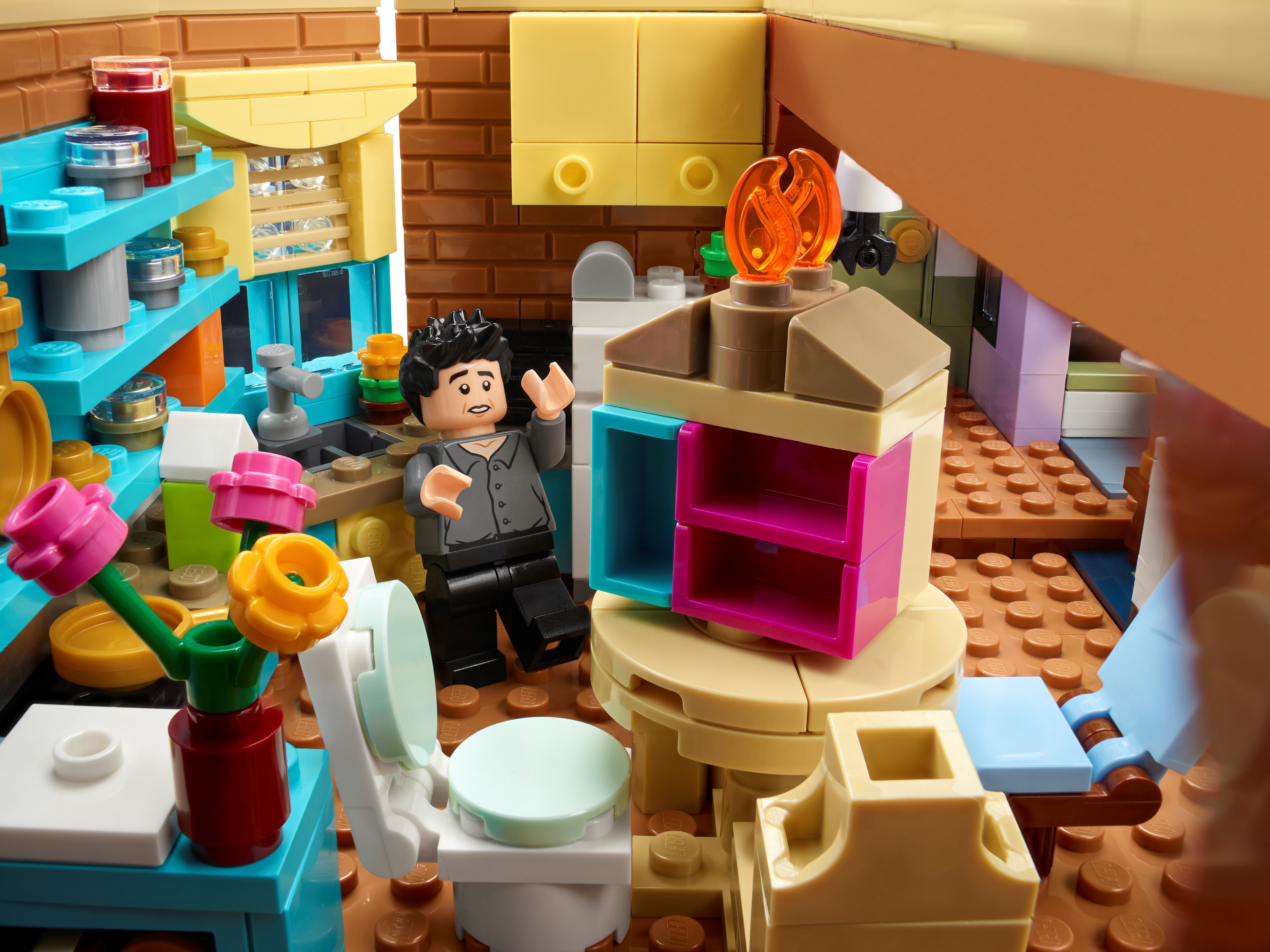 LEGO The Friends Apartments 10292 Building Kit (2,048 Pieces), Multicolor