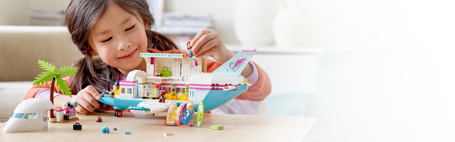 Lego friends best sale heartlake city aeroplane