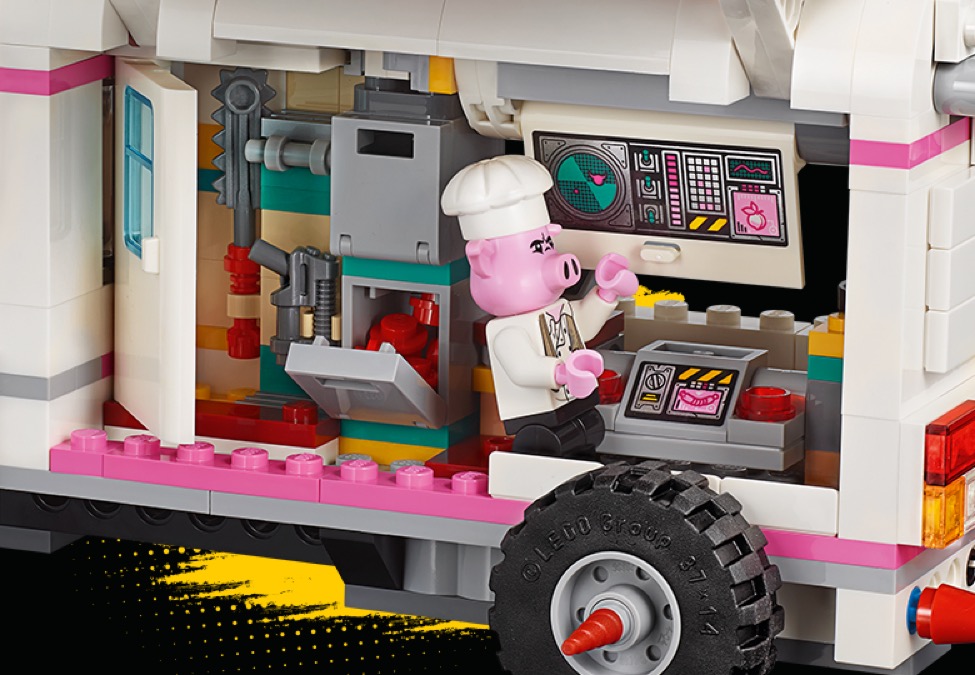 Pigsy food best sale truck lego