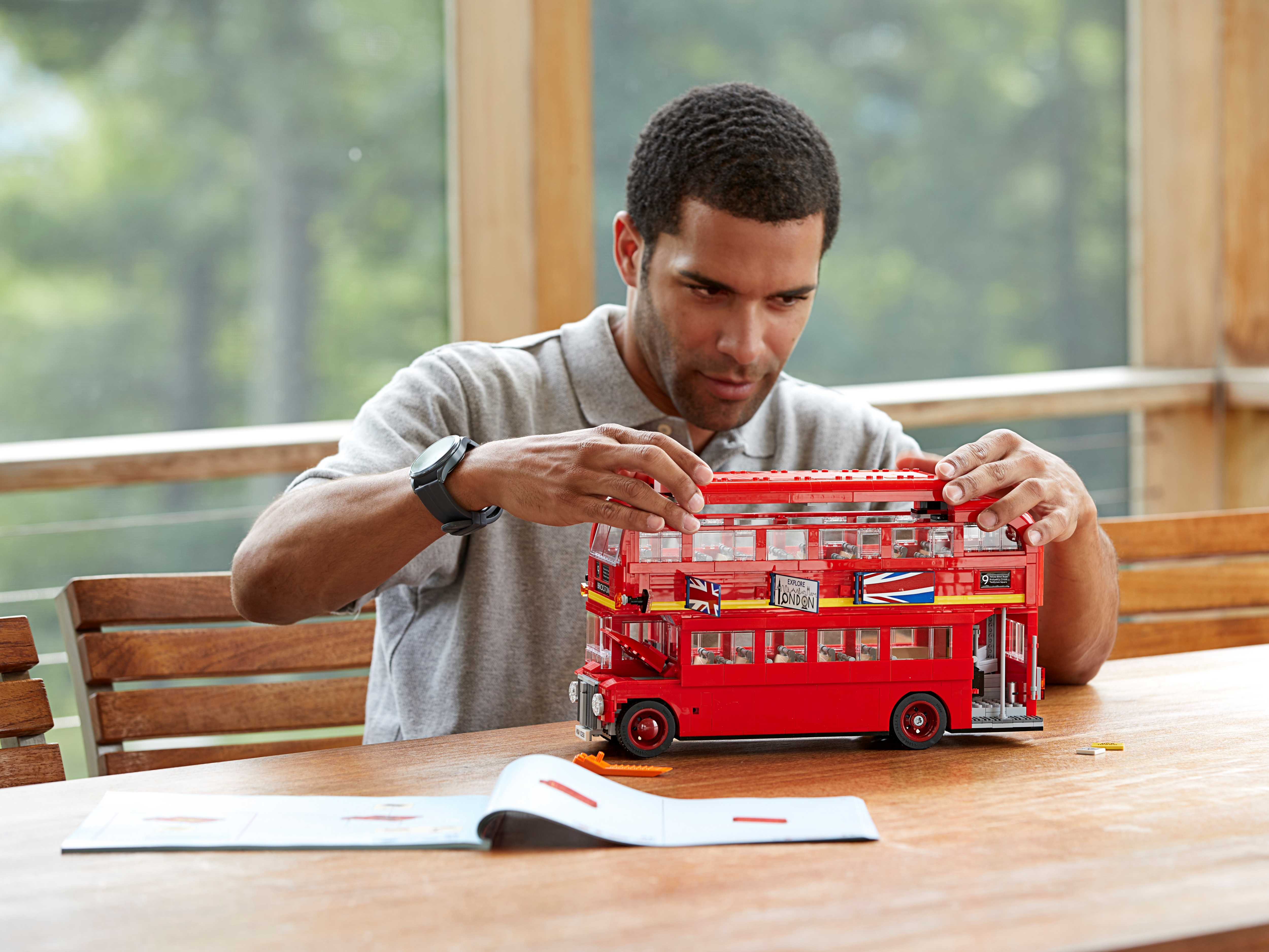 London Bus 10258 | Creator | Buy at the Official LEGO® Shop US