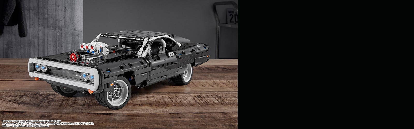 LEGO Technic 42111 - Fast & Furious La Dodge Charger de Dom, Modèle Réduit  de Voiture de Couse à Construire pas cher 