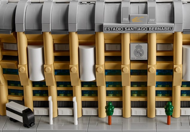 LEGO Icons - Estadio del Real Madrid Santiago Bernabéu - 10299, Lego  Arquitectura