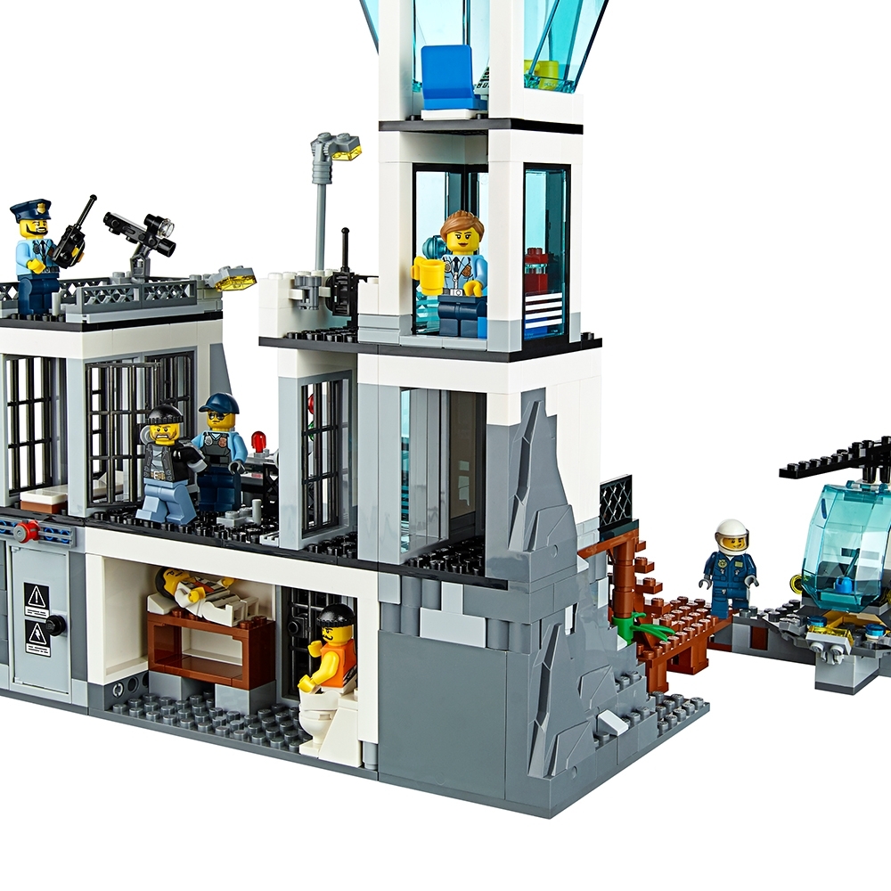 Prison Island 60130 | | Buy online at the Official LEGO® US