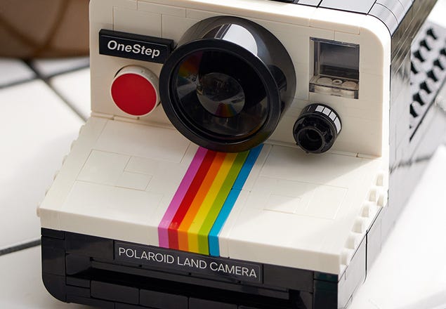 ▻ Review: LEGO Ideas 21345 Polaroid OneStep SX-70 Camera - HOTH BRICKS