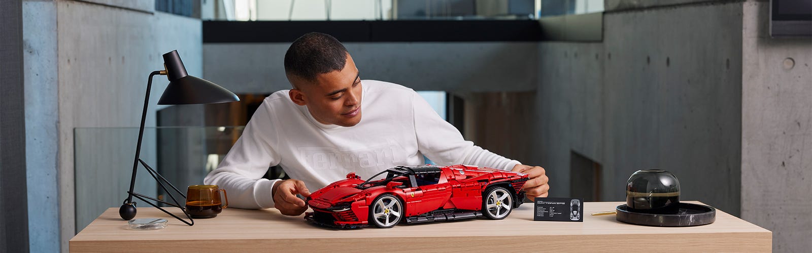 LEGO Ferrari Daytona SP3: la colección de autos deportivos