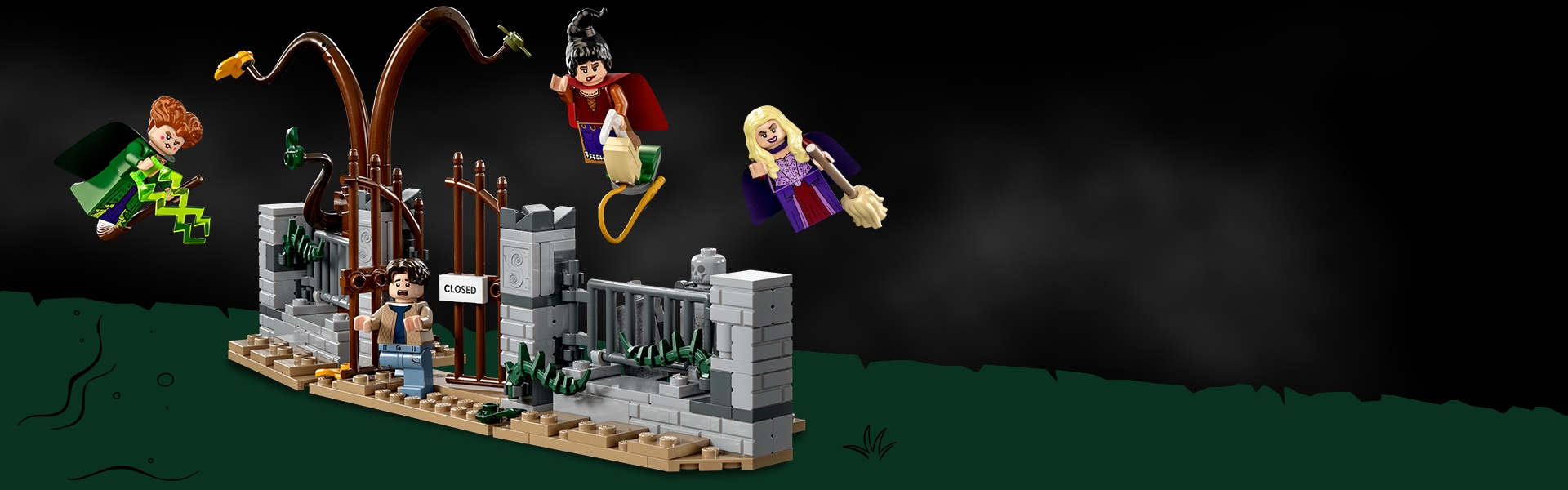 Disney Hocus Pocus: The Sanderson Sisters' Cottage 21341 | Ideas | Buy  online at the Official LEGO® Shop CA