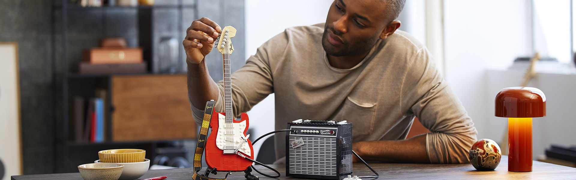 lego fender stratocaster