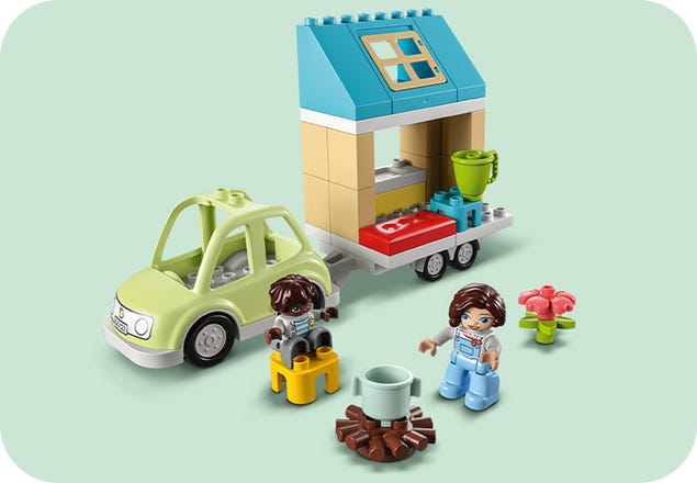 Family House on 10986 | Buy online at the Official LEGO® Shop US