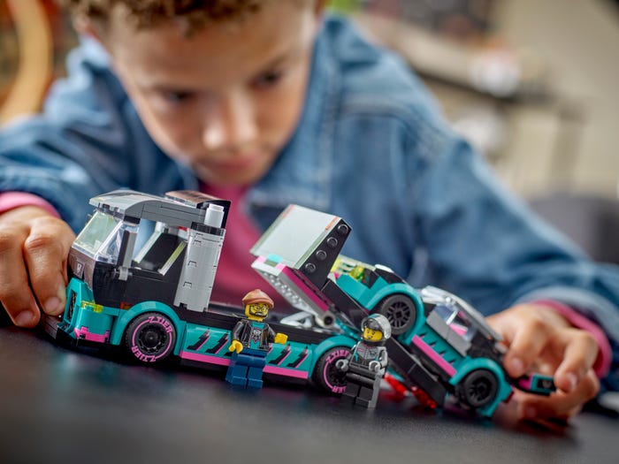 LEGO City 60415 - Inseguimento della macchina da corsa