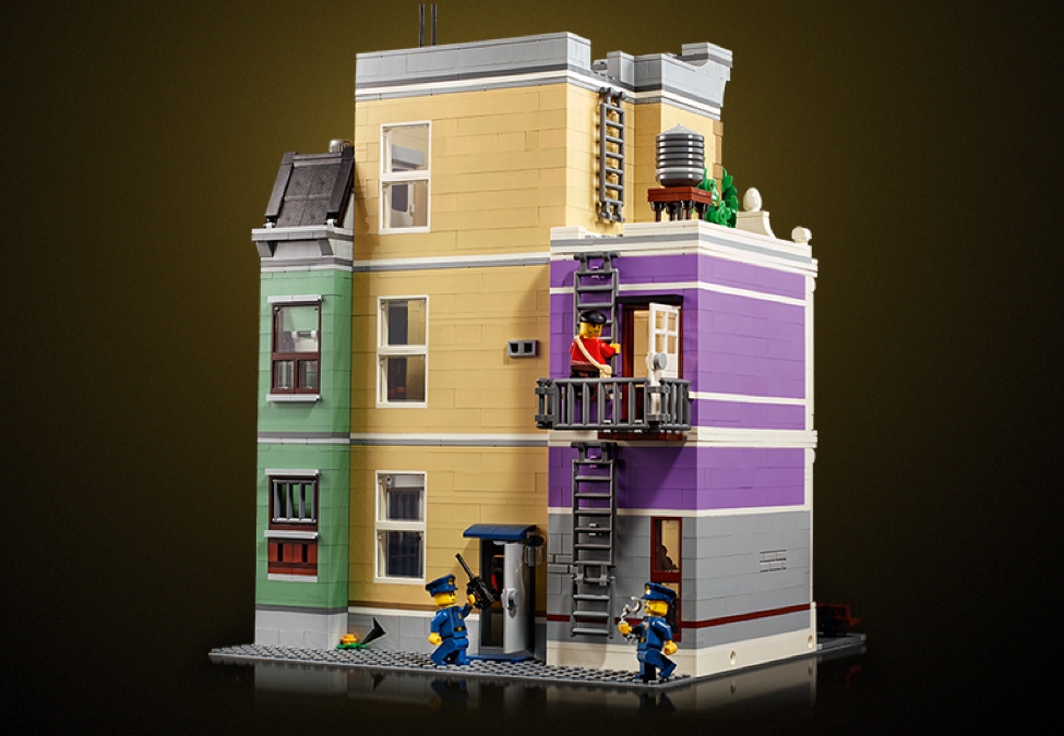 Police Station 10278 | LEGO® Icons | Buy online at the Official