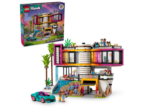 LEGO® Friends build review and interview: 42639 Andrea's Modern Mansion
