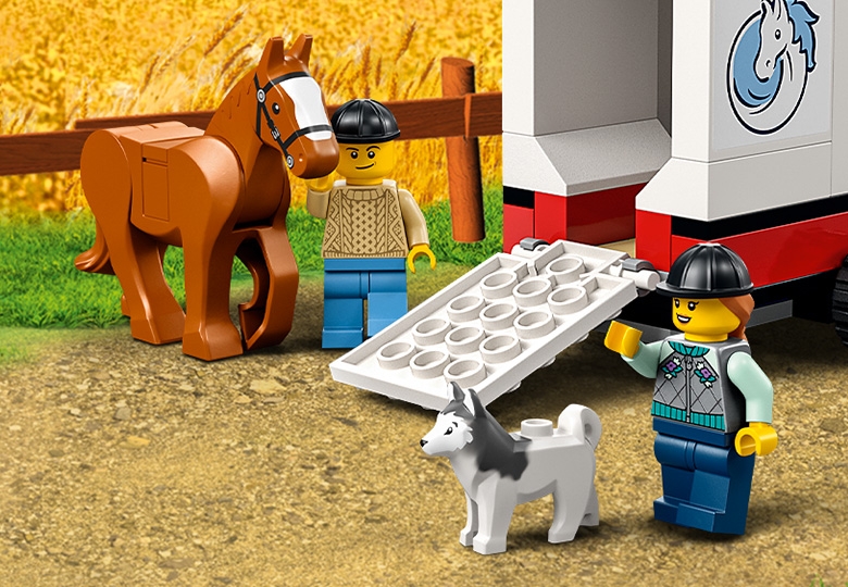 Horse Transporter 60327 | City | Buy online at the Official LEGO