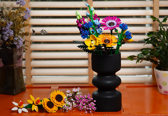 How To Arrange Your Lego® Flower Bouquets Official Lego® Shop Au 9685