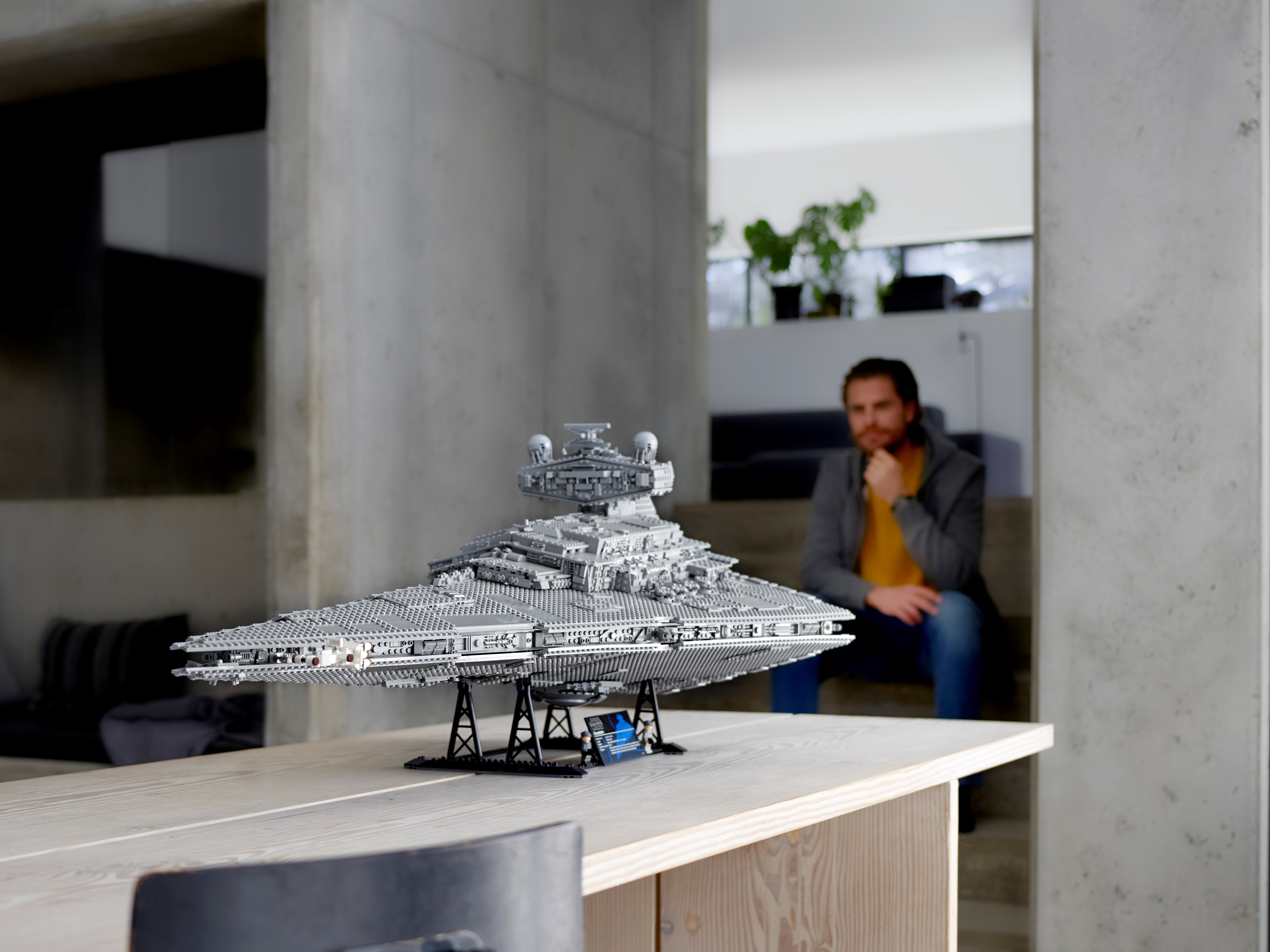Imperial Star Destroyer™ 75252 | Star Wars™ | Buy online at the LEGO® US