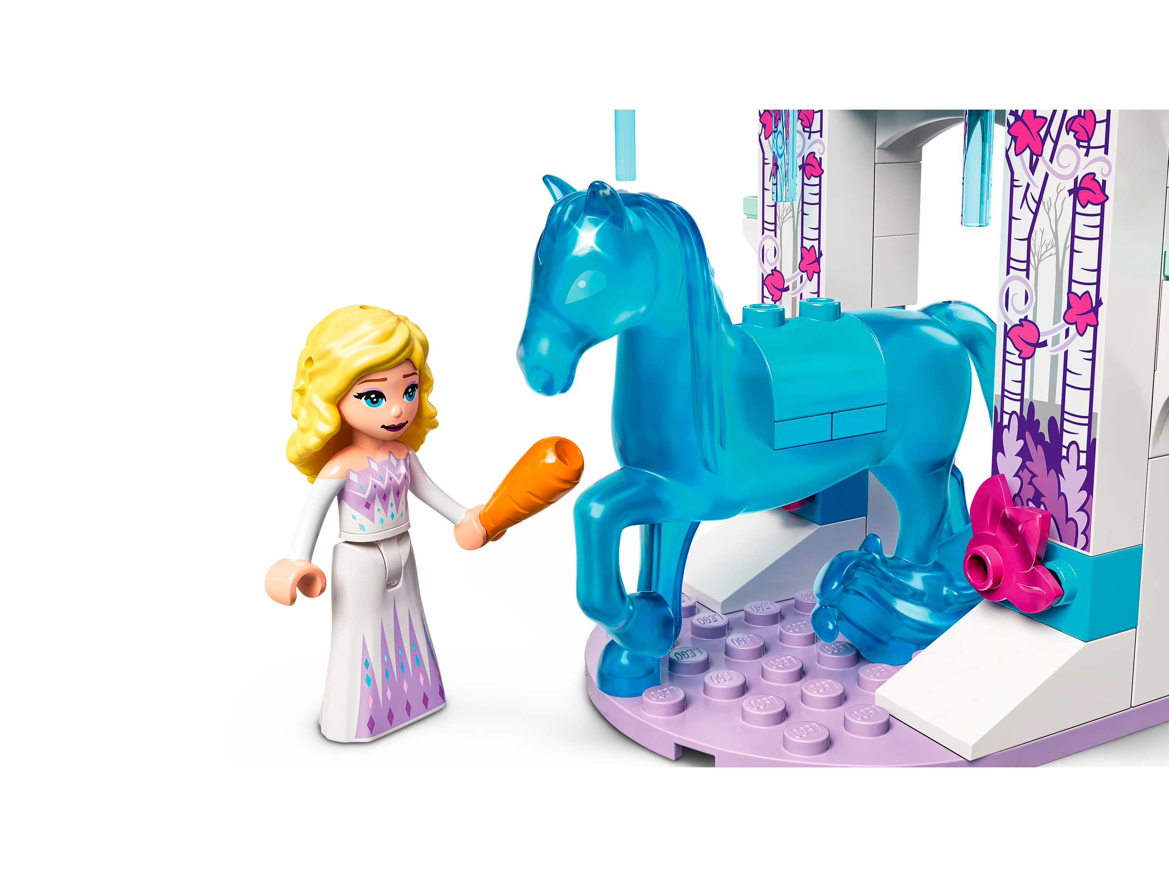 LEGO  Disney Princess Elsa et l'écurie de glace de Nokk 43209 LEGO : la  boîte à Prix Carrefour