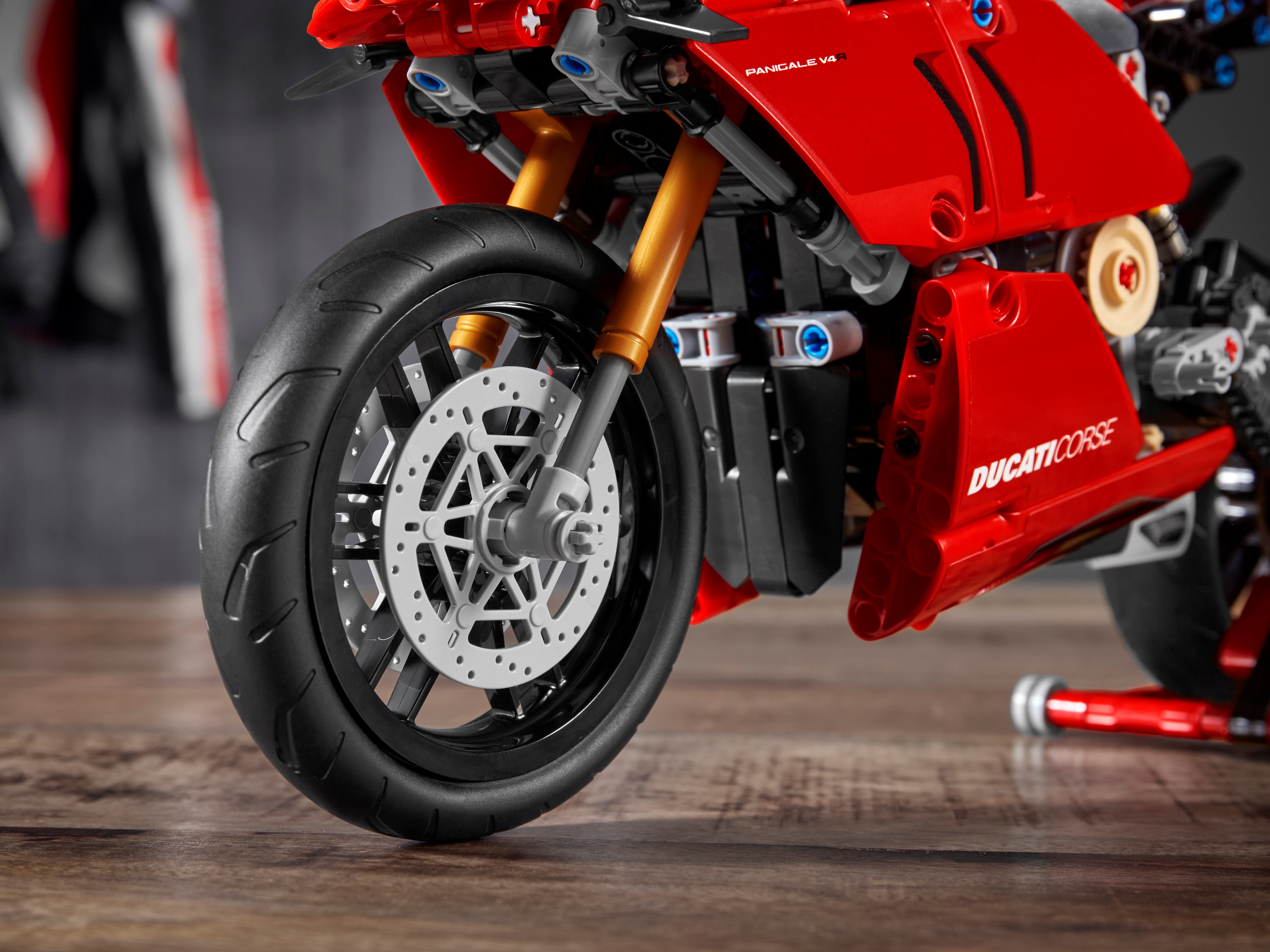 Ducati Panigale V4 R 42107, Technic™
