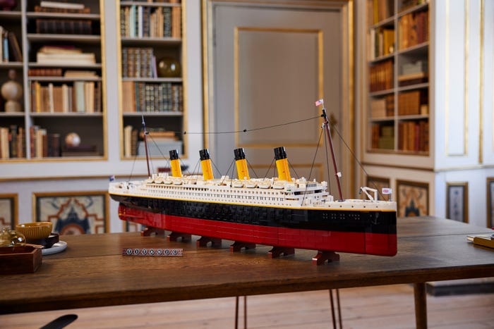 This is One of the Greatest LEGO Sets of All Time - LEGO Art Project 