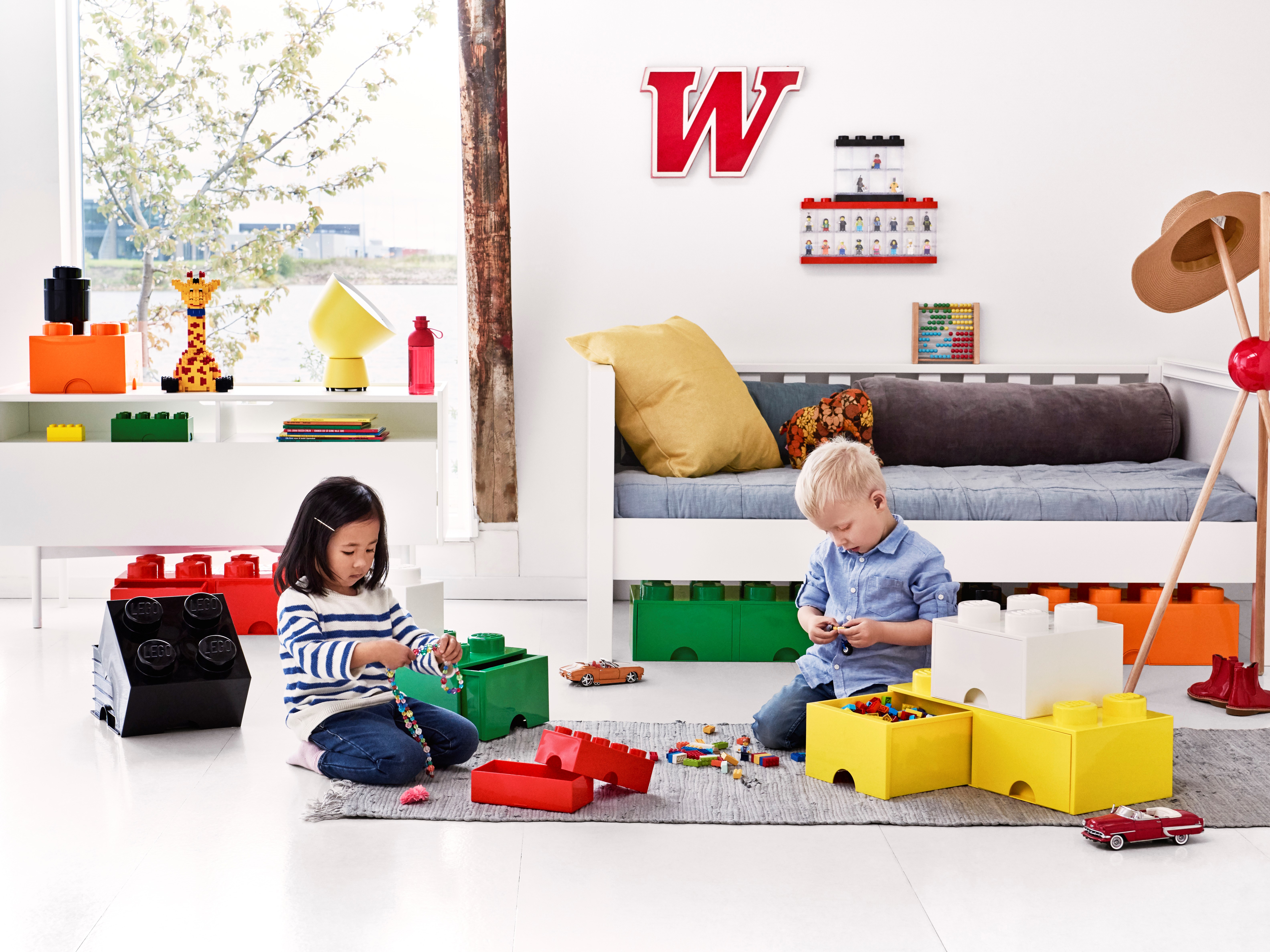 een vergoeding Andere plaatsen Bermad LEGO® 8-Stud Black Storage Brick Drawer 5005718 | Other | Buy online at the  Official LEGO® Shop US