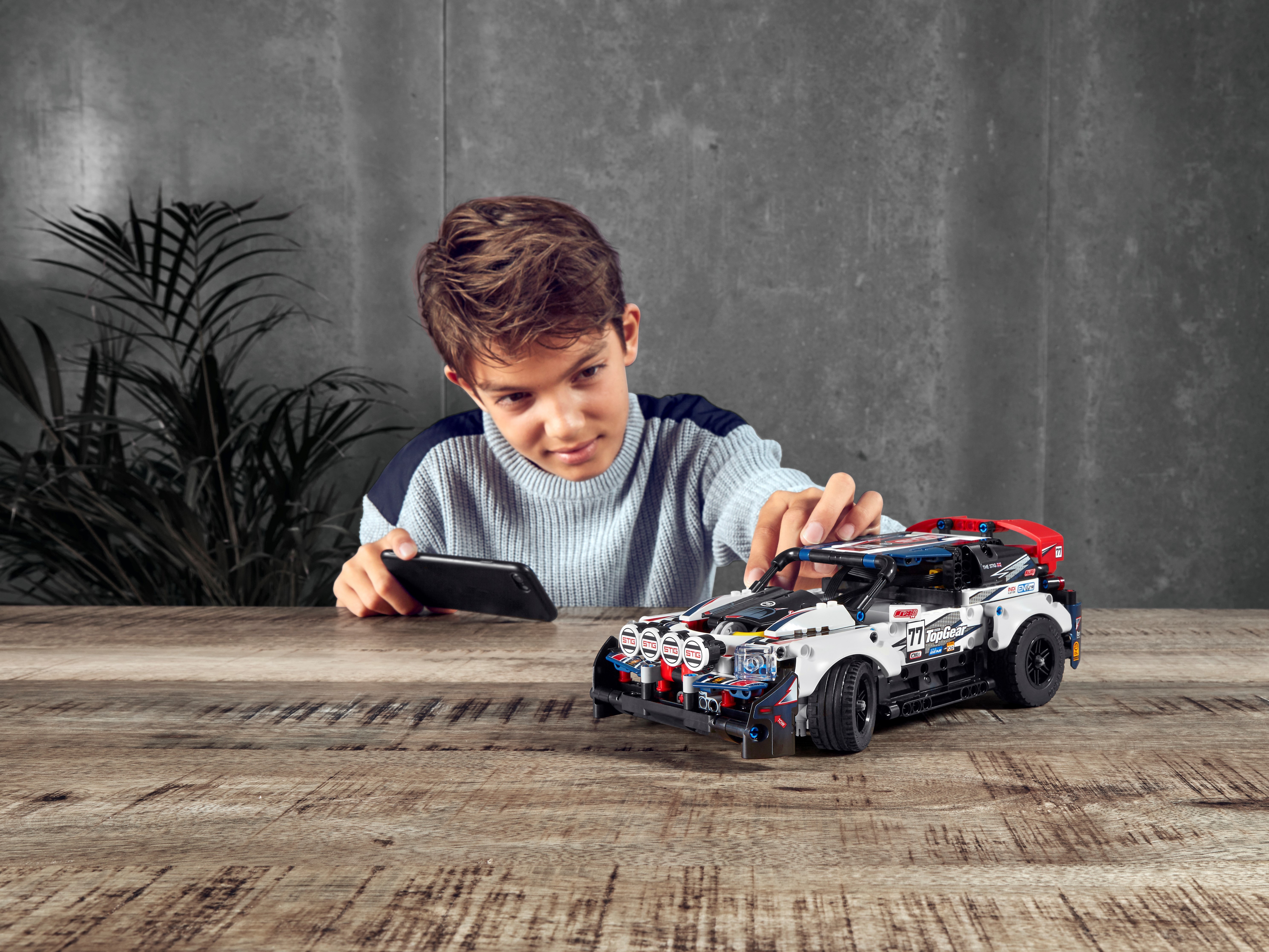 App-Controlled Top Gear Rally Car 42109 | Powered Buy online the Official LEGO® US