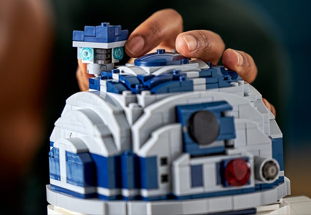 R2-D2™ 75308 | Star Wars™ | Buy online at the Official LEGO® Shop SE