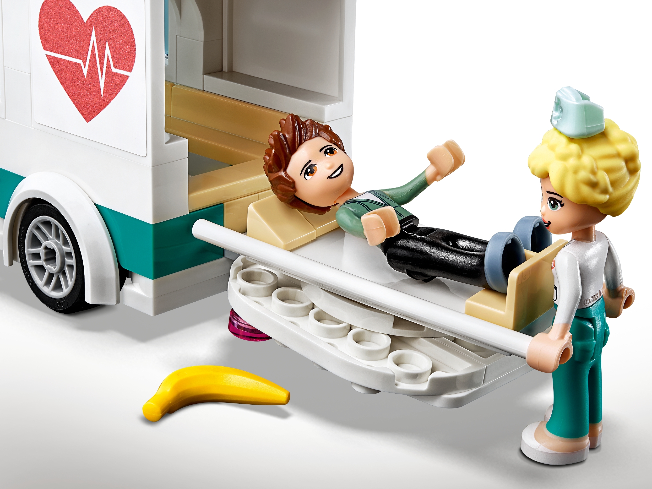 Heartlake City Hospital 41394 | Friends | online at Official LEGO® Shop US