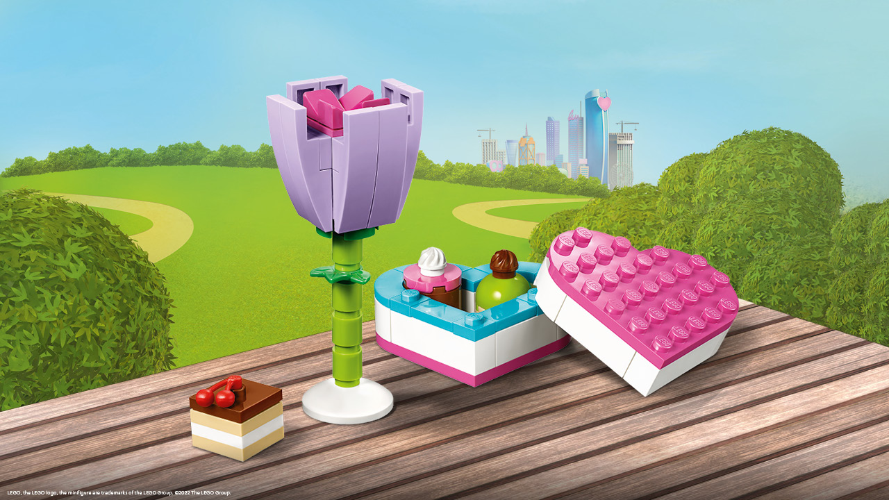 chocolate box and flower lego